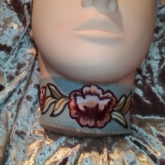 Extra Wide Embroidered Denim Floral Choker - Picture 2 of 4